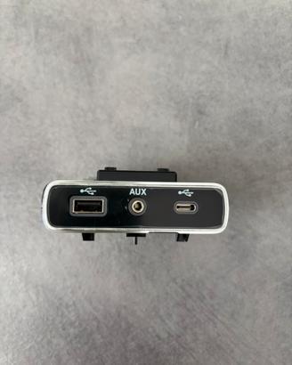 Porta usb alfa romeo stelvio giulia 500x