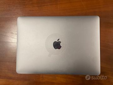 MacBook Pro 13*