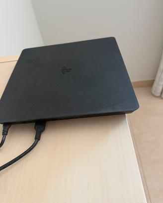 Ps4 slim +2 controller+giochi