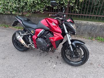 Honda CB1000r