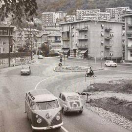 Stanza singola con posto auto a Como