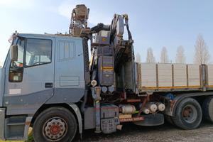 autocarro Iveco EUROSTAR  240 E 470