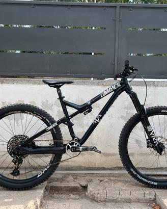 Commencal meta v4 2017