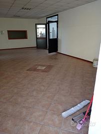 Capannone molto ampio