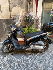 honda sh 125 nero