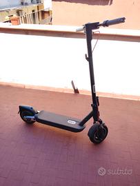 Monopattino elettrico 