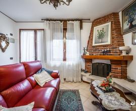 Villetta a Schiera con Giardino e Garage