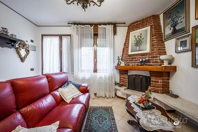 Villetta a Schiera con Giardino e Garage