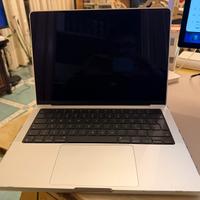 Apple MacBook Pro M4 | 16GB RAM  - 1TB SSD