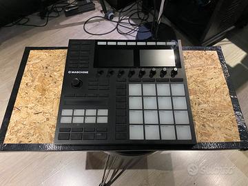 Maschine MK3 + custodia rigida