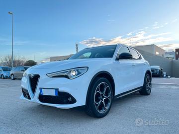 Alfa Romeo Stelvio 2.2 Turbodiesel 210 CV AT8 Q4 E