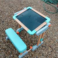 Tavolino per bambini banco con lavagna