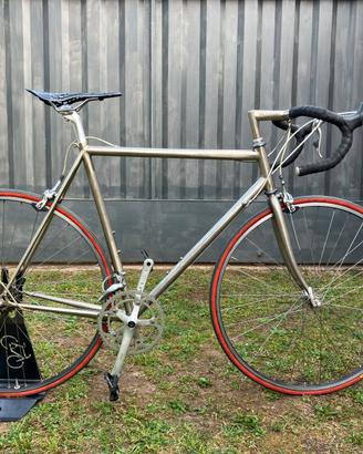 Bicicletta da corsa - acciaio speciale