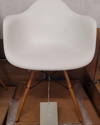 Vitra 4 sedie Eames Plastic Armchair Re Daw