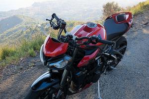 STREET TRIPLE 765 RS 2025