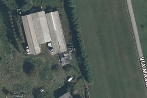 Terreno + capannoni+ annesso rustico ristrutturato