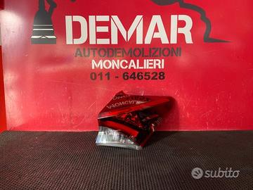 Faro fanale posteriore DX Toyota Auris 2017