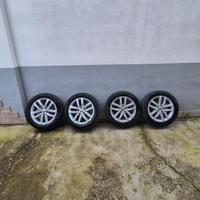 4 cerchi Originale Volkswagen  con Gomme 