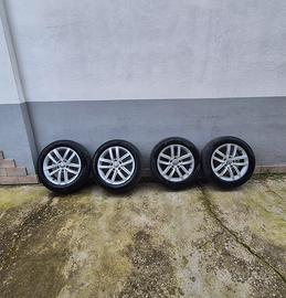 4 cerchi Originale Volkswagen  con Gomme 