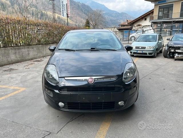 Subito - TUTTAUTO SNC - Ricambi Fiat Grande Punto 5 e 3 porte vari colori -  Accessori Auto In vendita a Bergamo