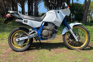 Honda Dominator 1991