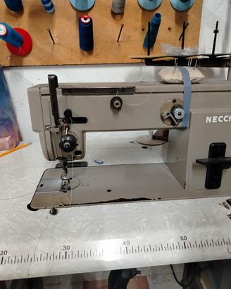 Macchina da cucire Lineare Necchi