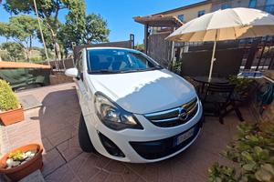 Opel corsa neopatentato perfetta