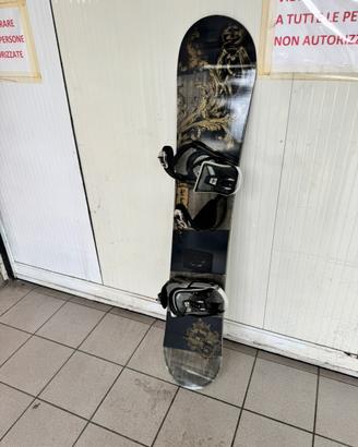 SNOWBOARD