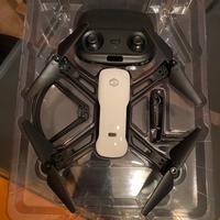 Drone con fotocamera