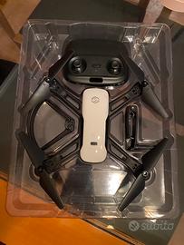 Drone con fotocamera