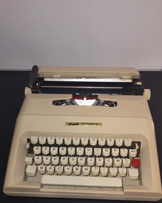 Macchina da scrivere Olivetti LETTERA 35 +CUSTODIA