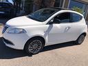 lancia-ypsilon-1-3-mjt-16v-95-cv-5-porte-s-s-plati