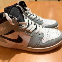 Air Jordan 1 Mid - Grigio/Bianco/Nero