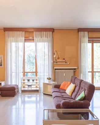 Appartamento di 156 m² con 4 locali e box auto a M