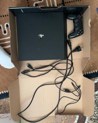 PS4 Pro 1TB + Controller Originale + Cavi + gioco