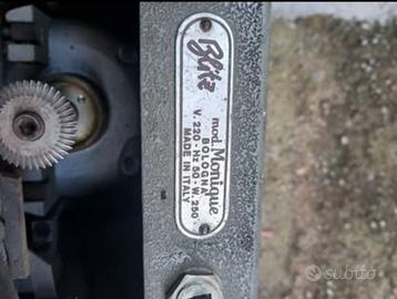 macchininetta per fare chiavi 