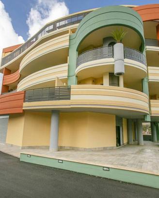 Immobile di 250 m² con 1 locale a Aprilia