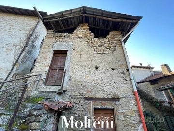 Villa di 202 m² con 5 locali a Lierna