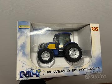 NEW HOLLAND trattore