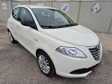 Lancia YPSILON 1.2 69 CV 5 porte RESTAYLING NUOVA 