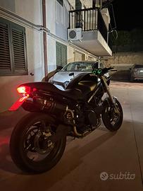 Ducati monster dark 620 ie
