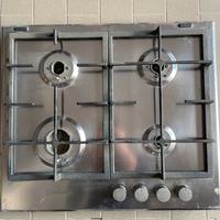 Piano cottura a gas Baumatic 4 fuochi inox
