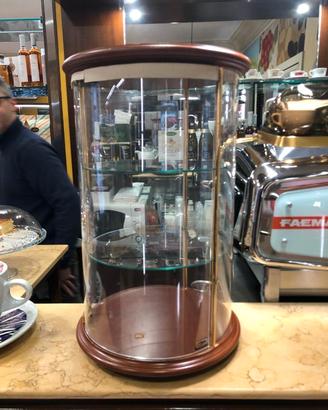 banco bar vetrina esposizione