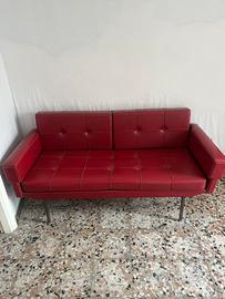 Divano Vintage Rosso in Similpelle