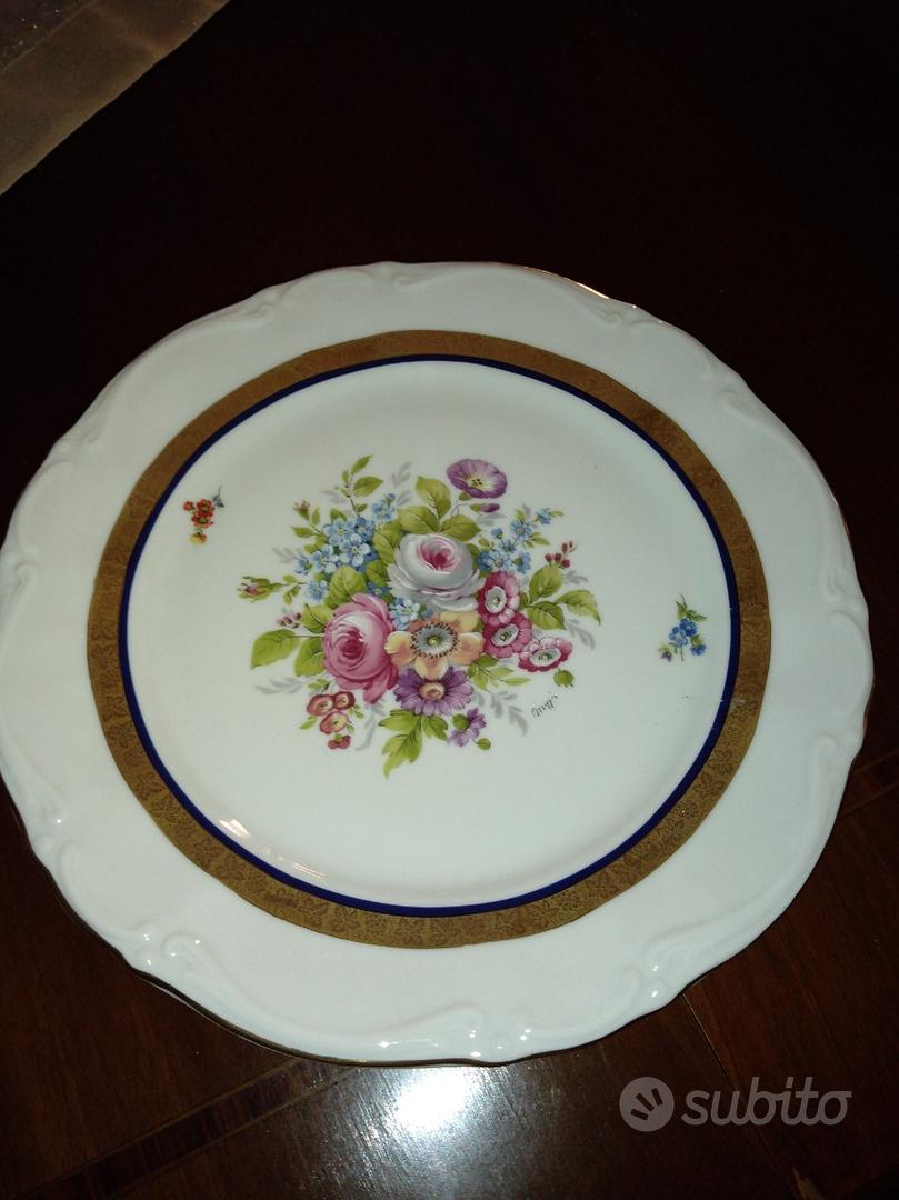Set Stoviglie Rosa Confetto 126 Pezzi Per Festa: Piatti, Bicchieri, Tovaglioli A Forma Di Fiore E Bandierine - 3