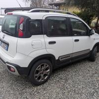 panda cross 4x4  1.300 MTJ  95 cv. euro 6