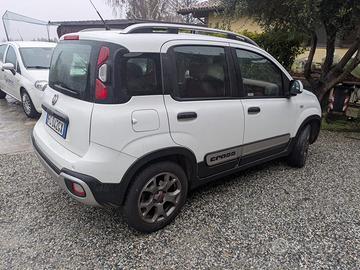 panda cross 4x4  1.300 MTJ  95 cv. euro 6