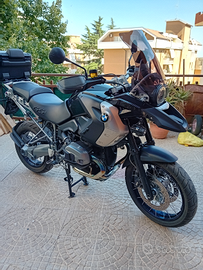 Bmw 1200 gs triple black