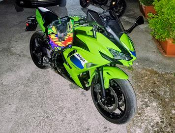 KAWASAKY NINJA 650 SPORT