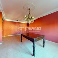 APPARTAMENTO CON 3 CAMERE ZONA FALERIENSE !!